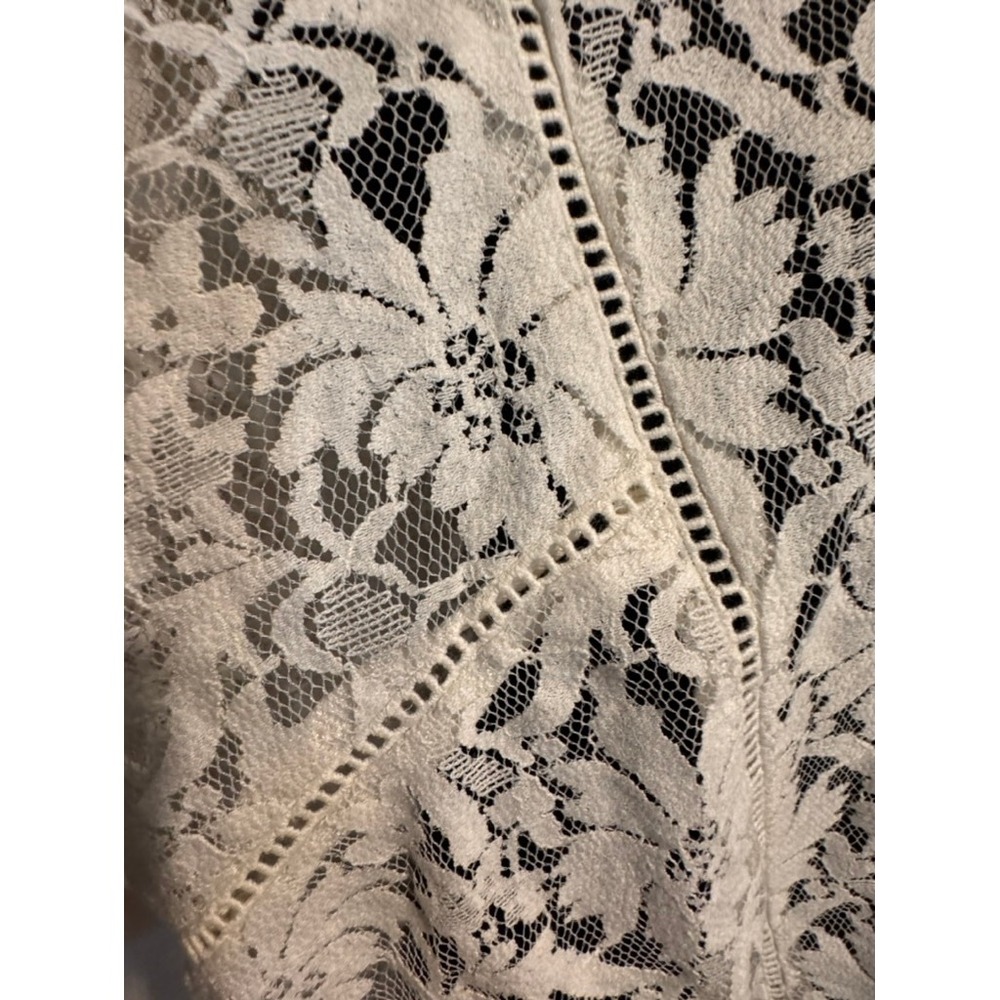 Torrid Lace Overlay Top Size 3 Ivory Floral Sheer Overlay Romantic Boho - Picture 3 of 8